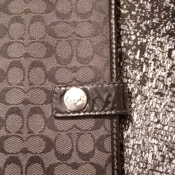 Coach Wallet - Picture 2 of 4